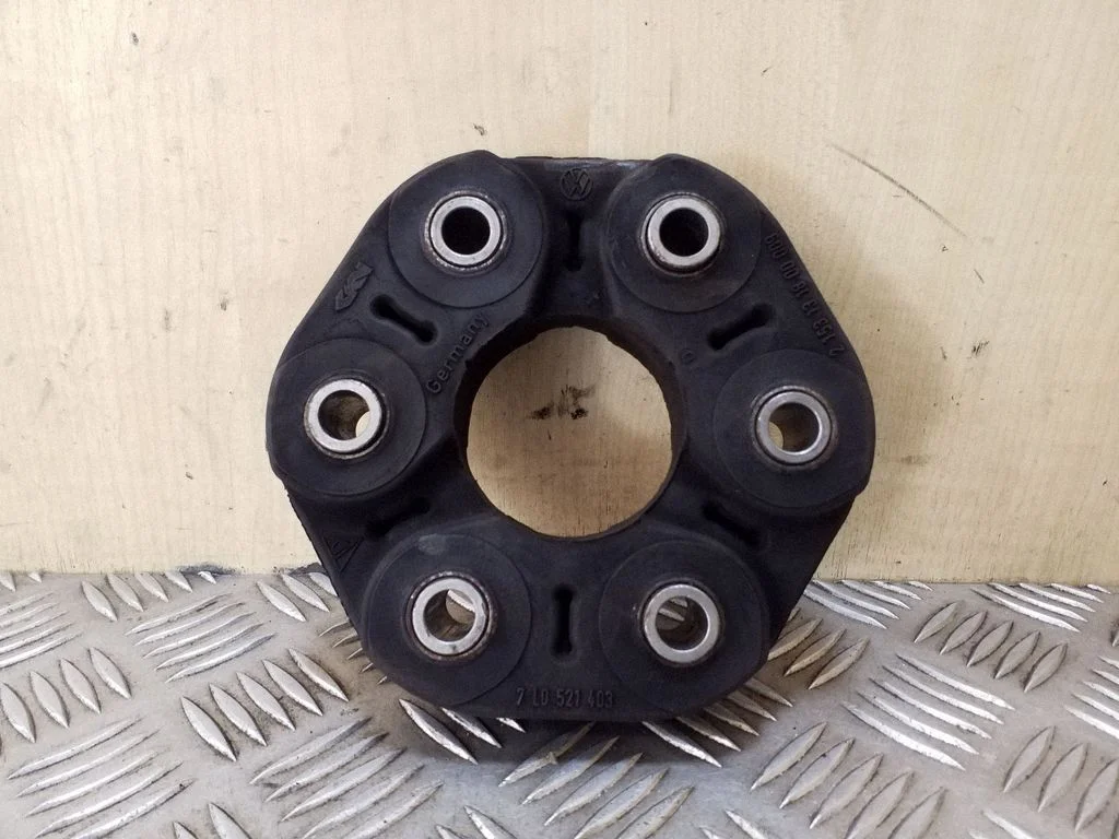 Rear prop shaft donut coupling/joint – Volkswagen Touareg I (2002-2010)