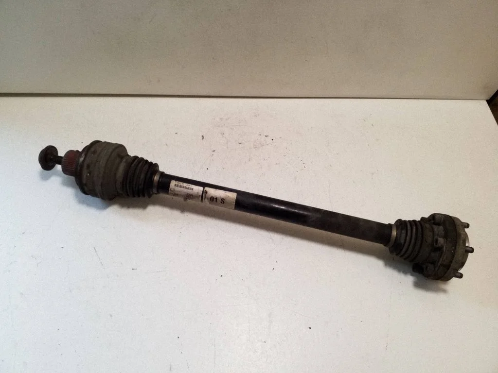 Tagumine pooltelg 4M0501203D – Audi Q7 4M (2015-)