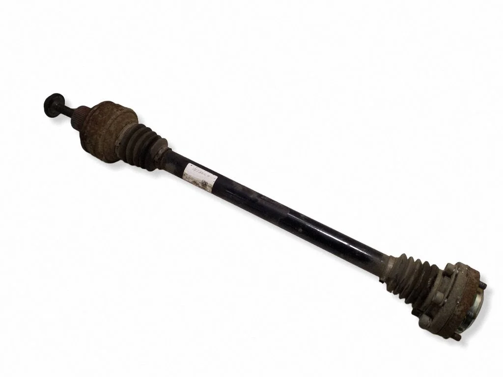 Rear driveshaft 4M0501203D
