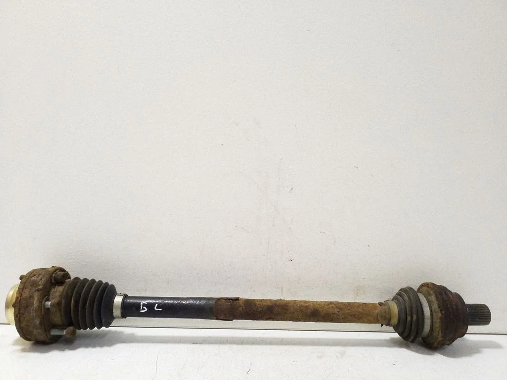 Rear driveshaft – left