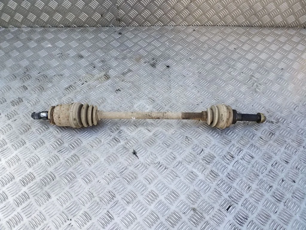 Rear driveshaft – right