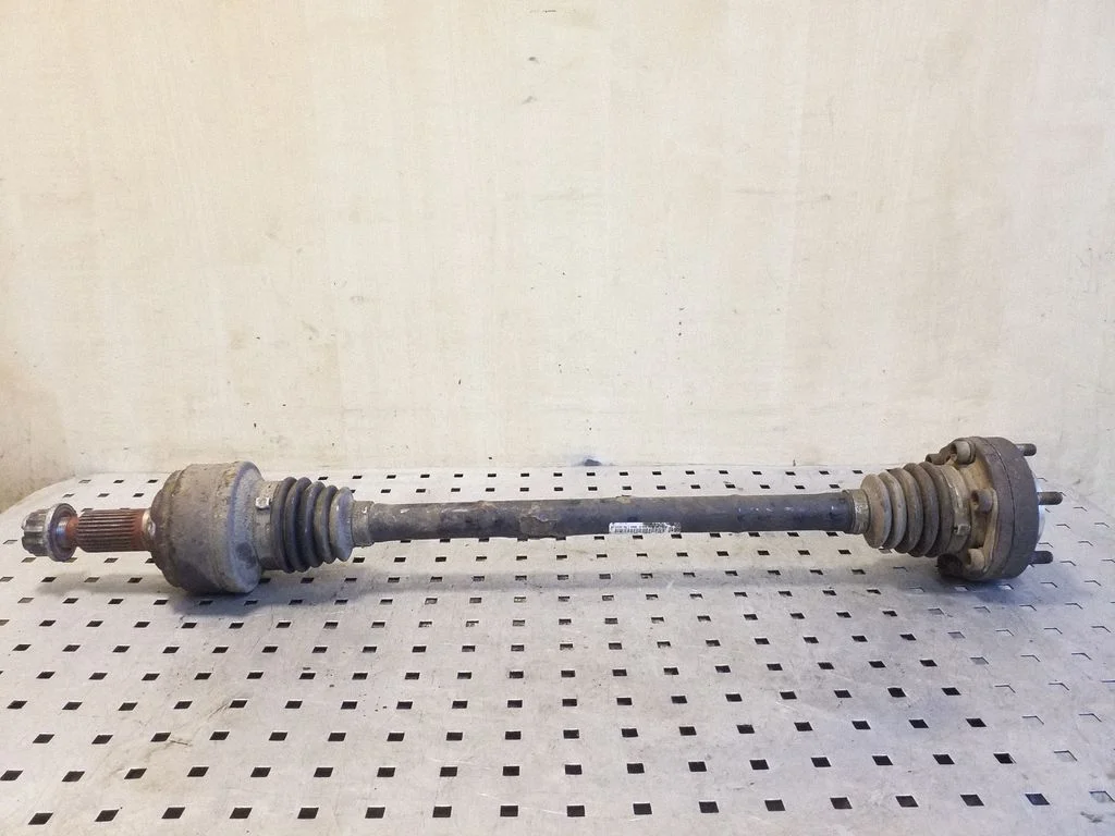 Rear driveshaft 7L8501201