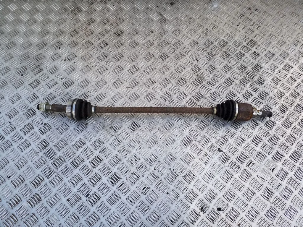 Rear driveshaft