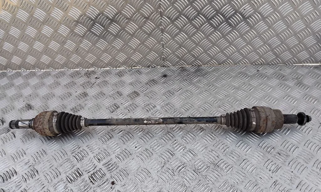 Rear driveshaft – left