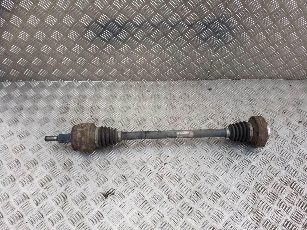 Rear driveshaft 7L6501201D