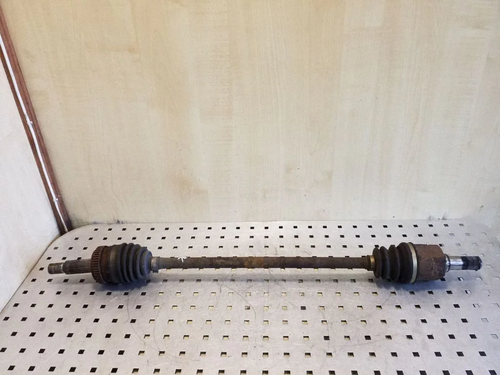 Rear driveshaft – right