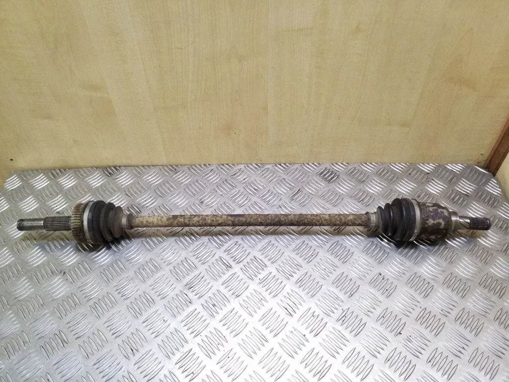 Rear driveshaft