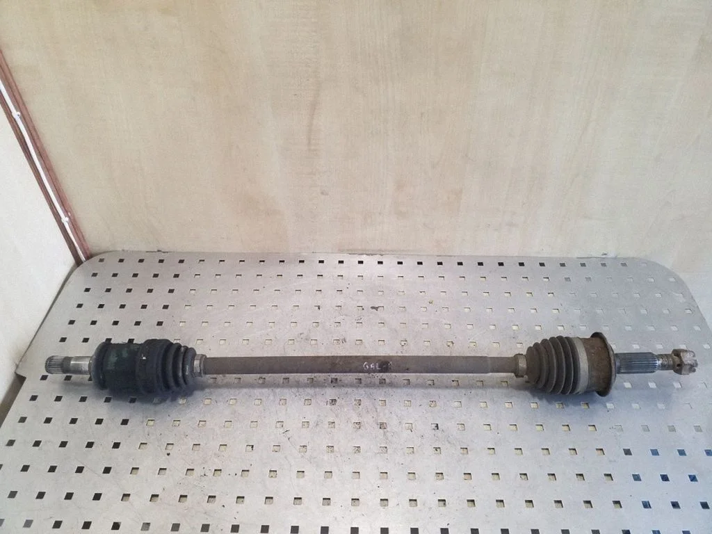 Rear driveshaft – right