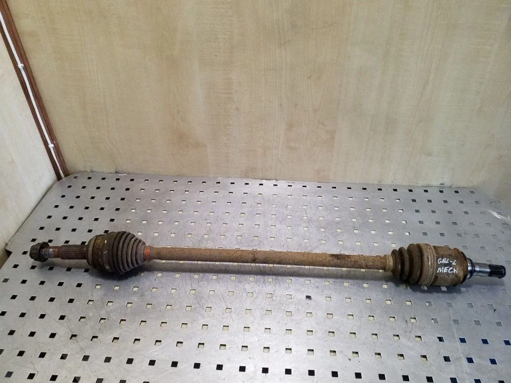 Rear driveshaft – Toyota RAV 4 (XA30) (2006-2016)