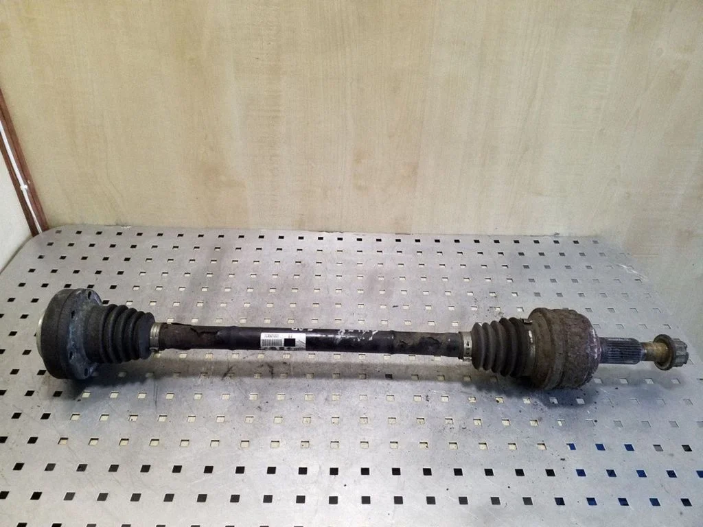 Rear driveshaft 7L8501201