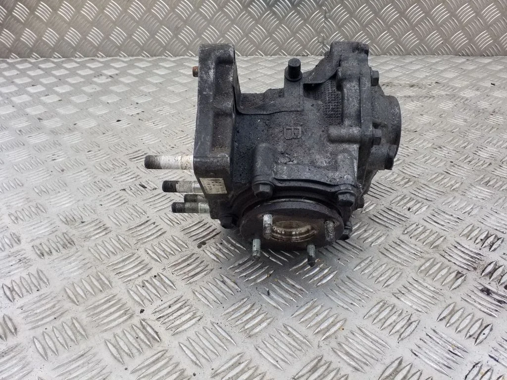 Gearbox transfer box case – Toyota RAV 4 (XA30) (2006-2016)