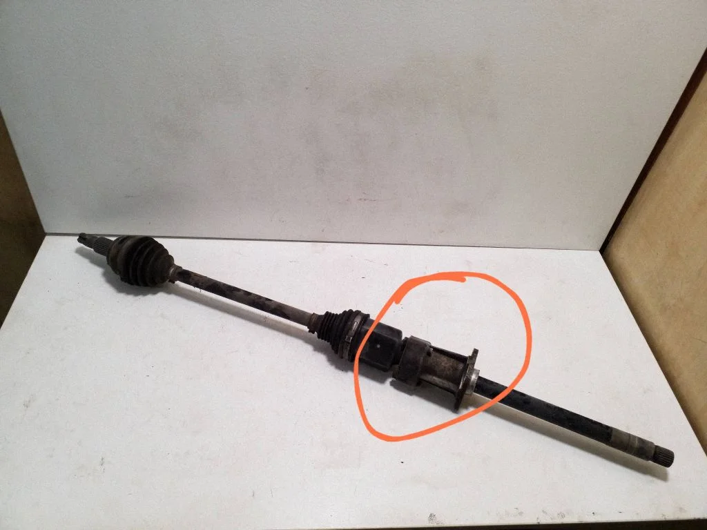 Front driveshaft – Maserati Ghibli (2013-), left