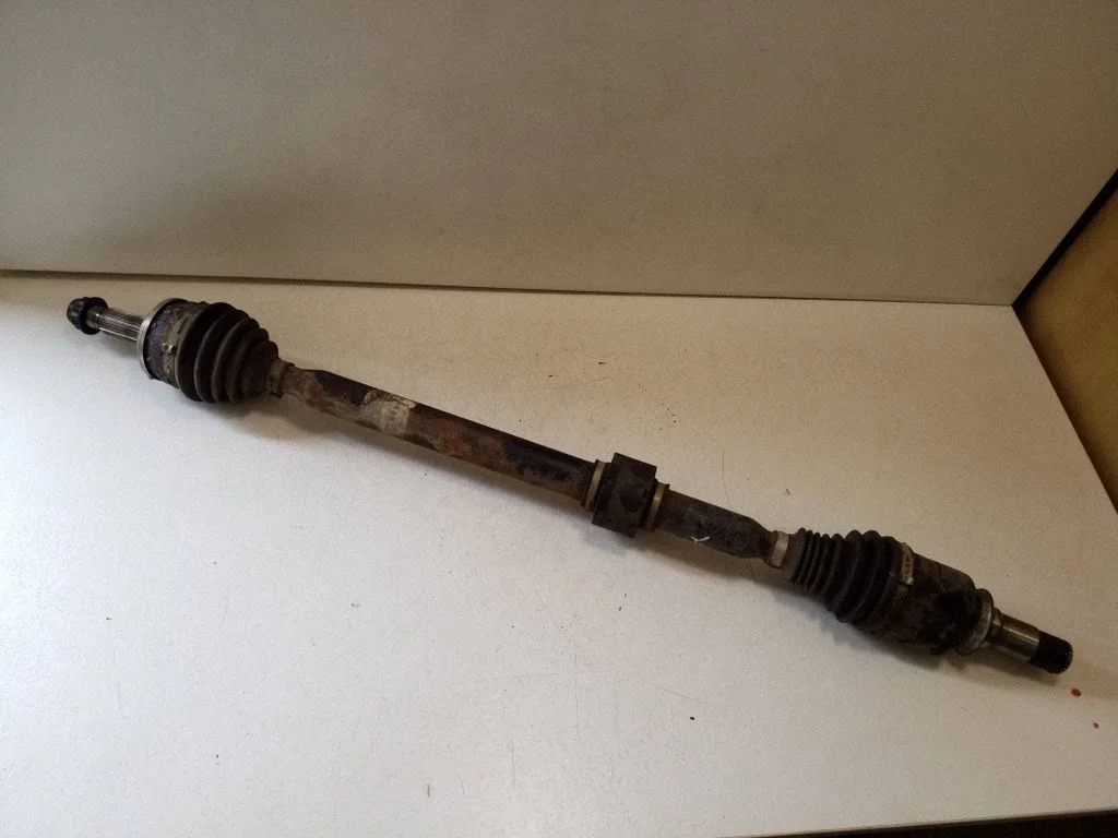Front driveshaft 4341002A10D
