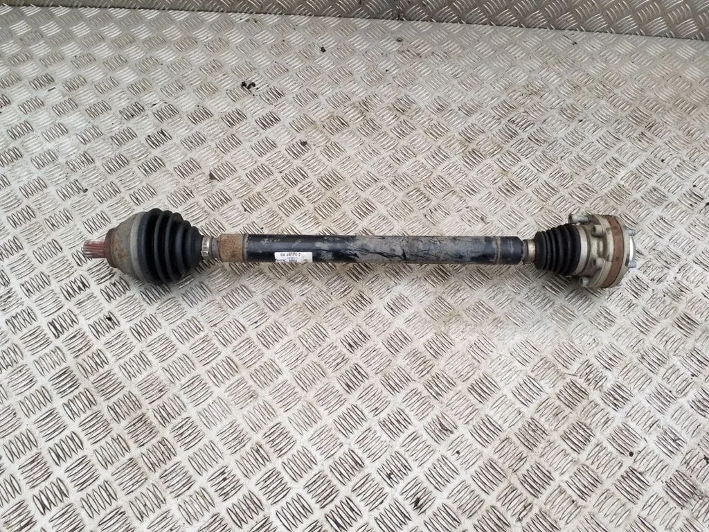 Front driveshaft 3Q0407272C