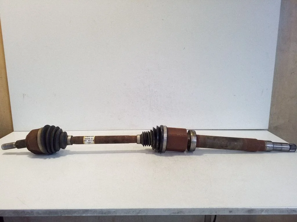 Front driveshaft LX673B436MAC