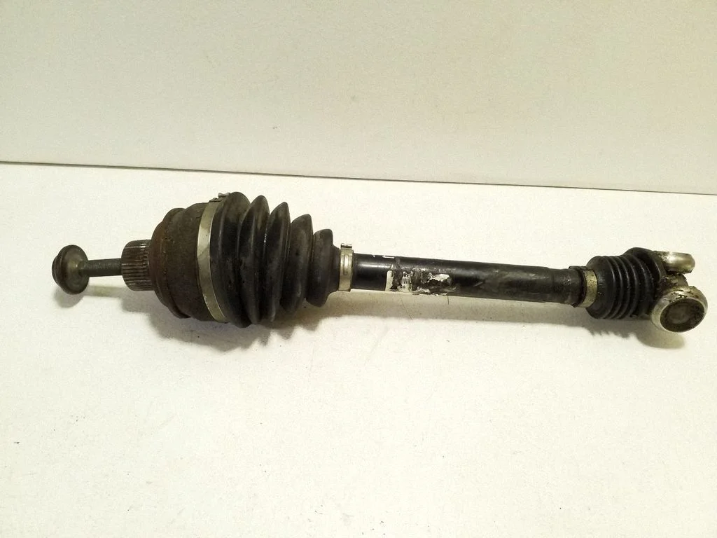 Front driveshaft – Audi Q4 e-tron (2021-), left