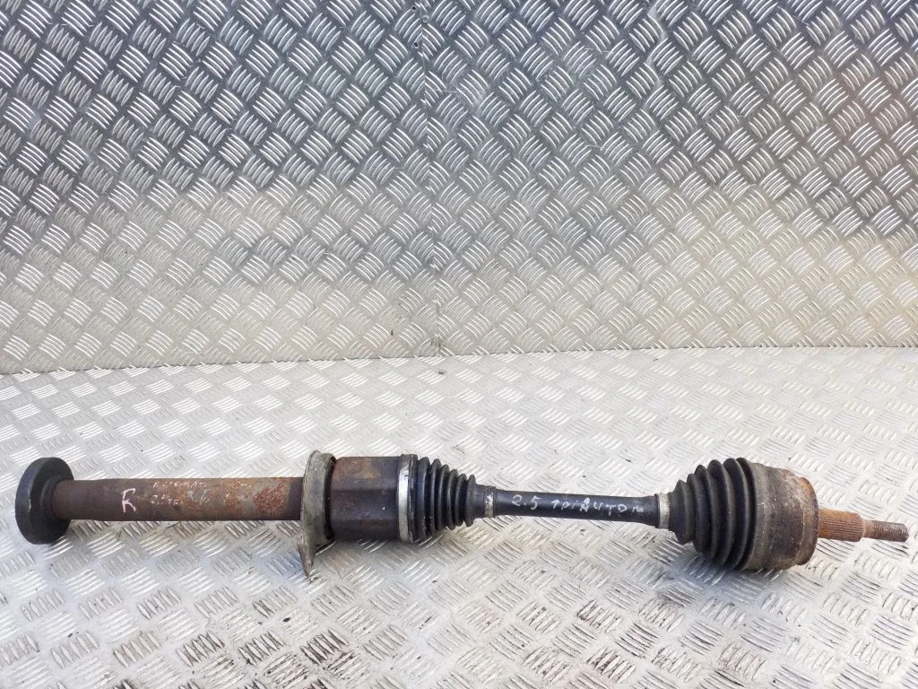 Front driveshaft 7H0407272