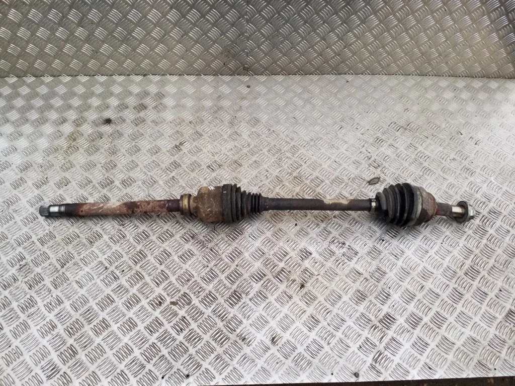 Front driveshaft – right
