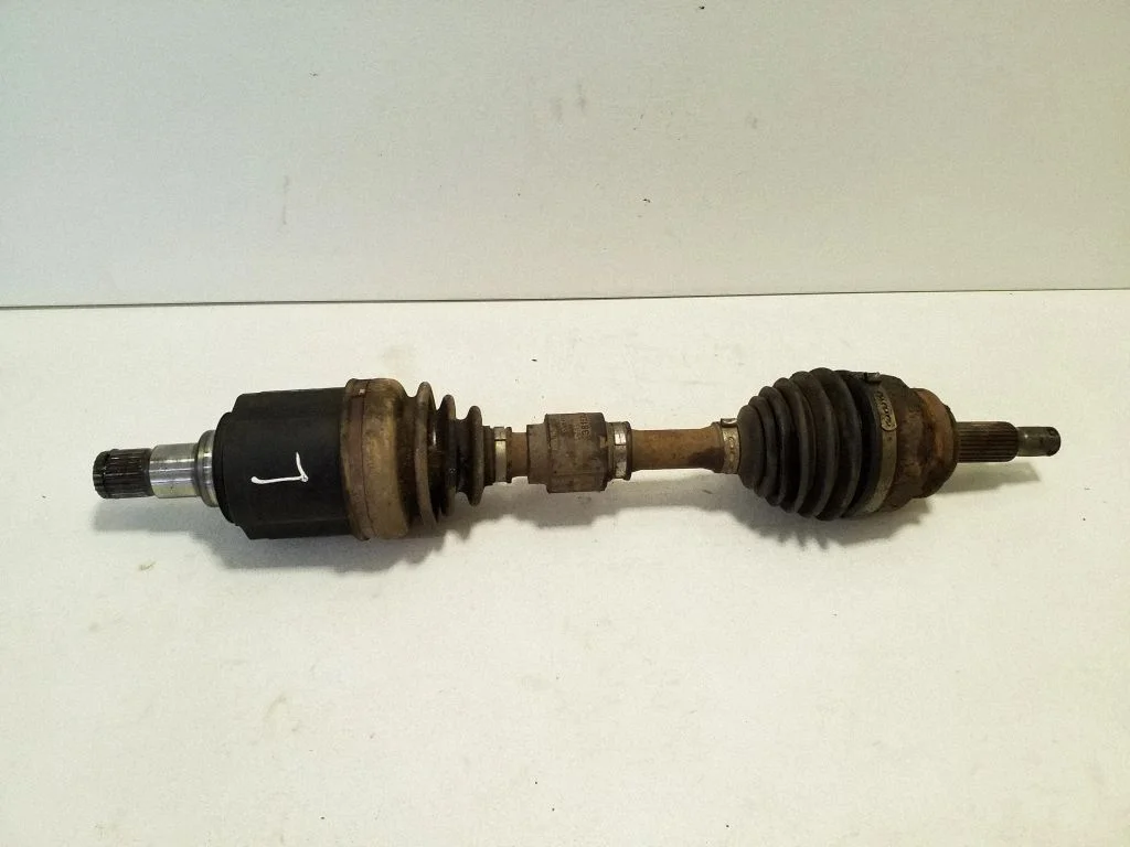Front driveshaft 3815A277