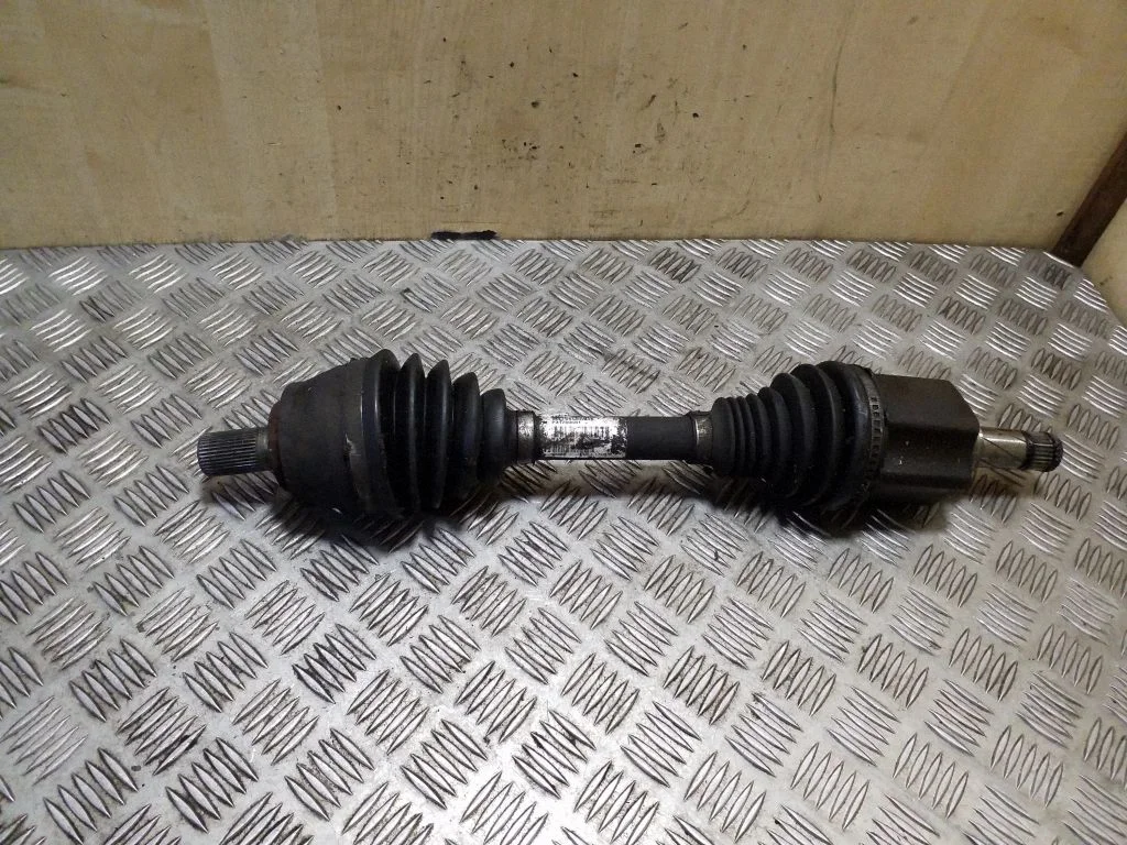 Front driveshaft 31280681