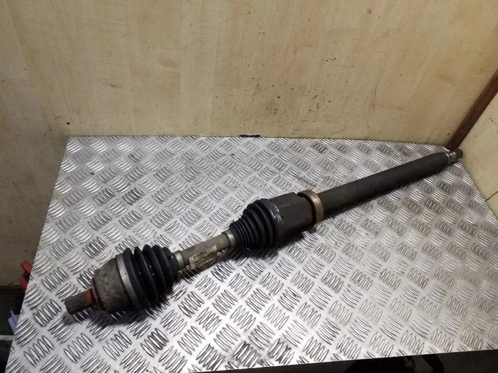 Front driveshaft 31280680
