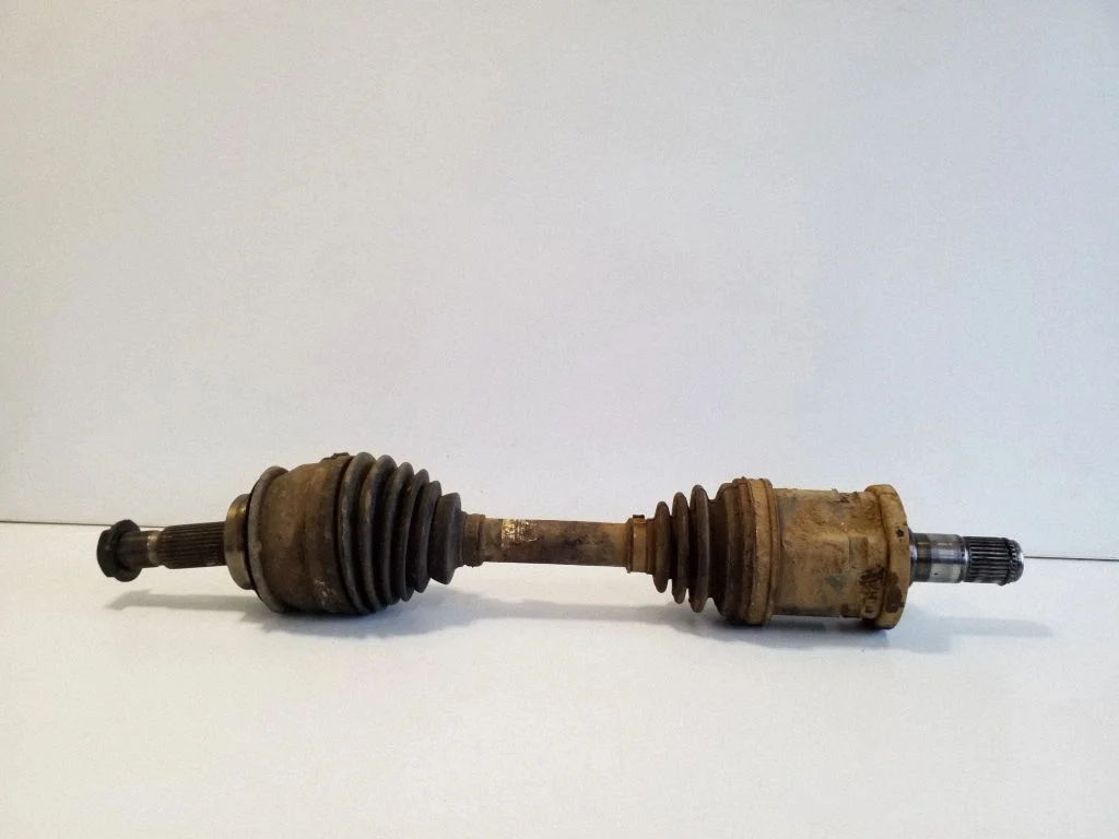 Front driveshaft 434300K080