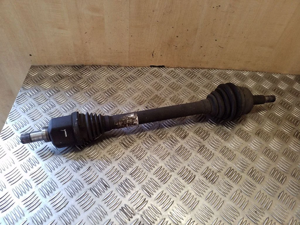 Front driveshaft 9675025880 – Citroen C4 Grand Picasso (2013-2018)