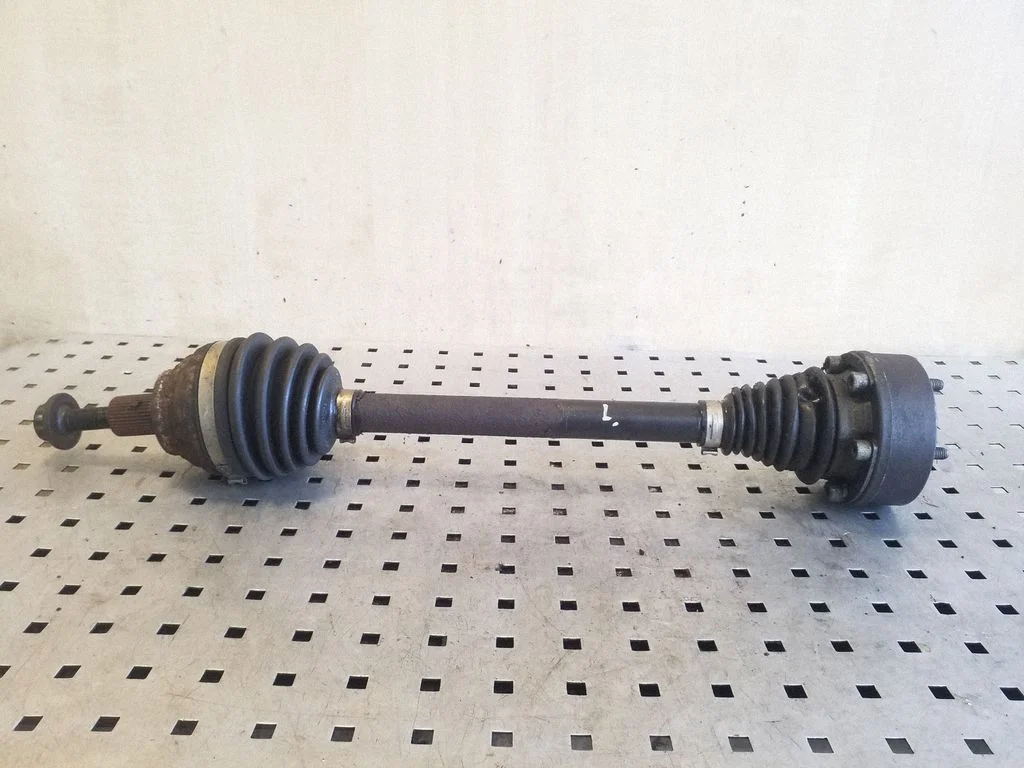 Front driveshaft – left