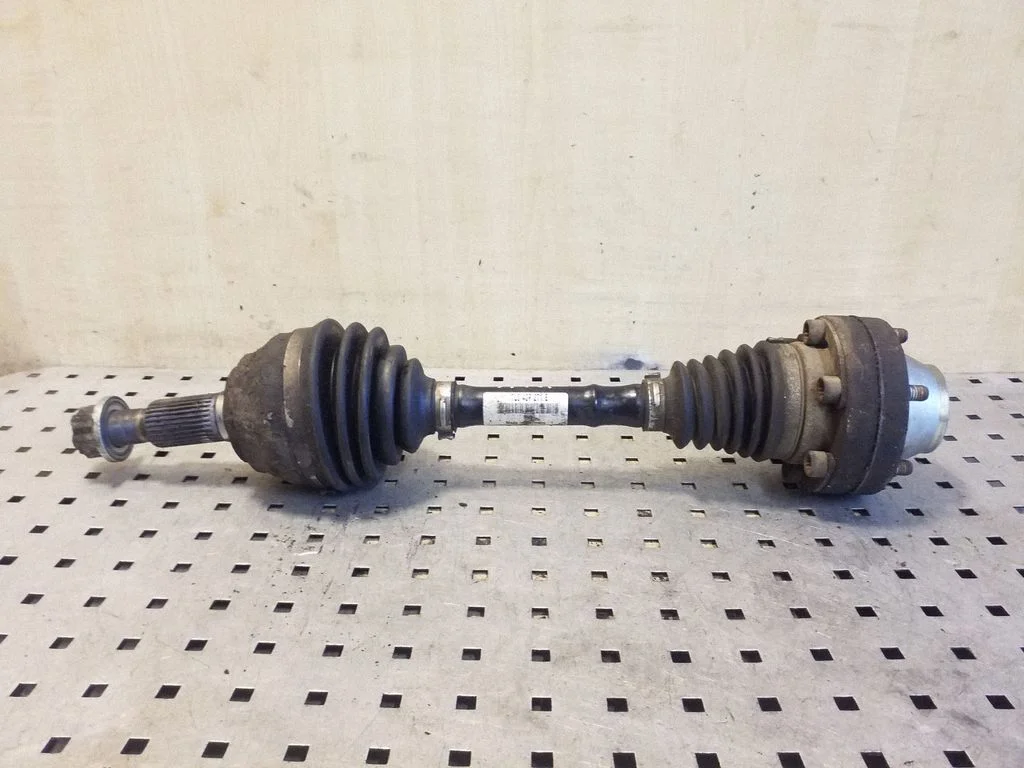 Front driveshaft 7L0407271E