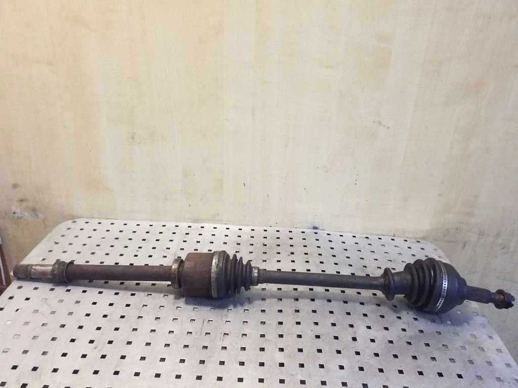 Front driveshaft – right