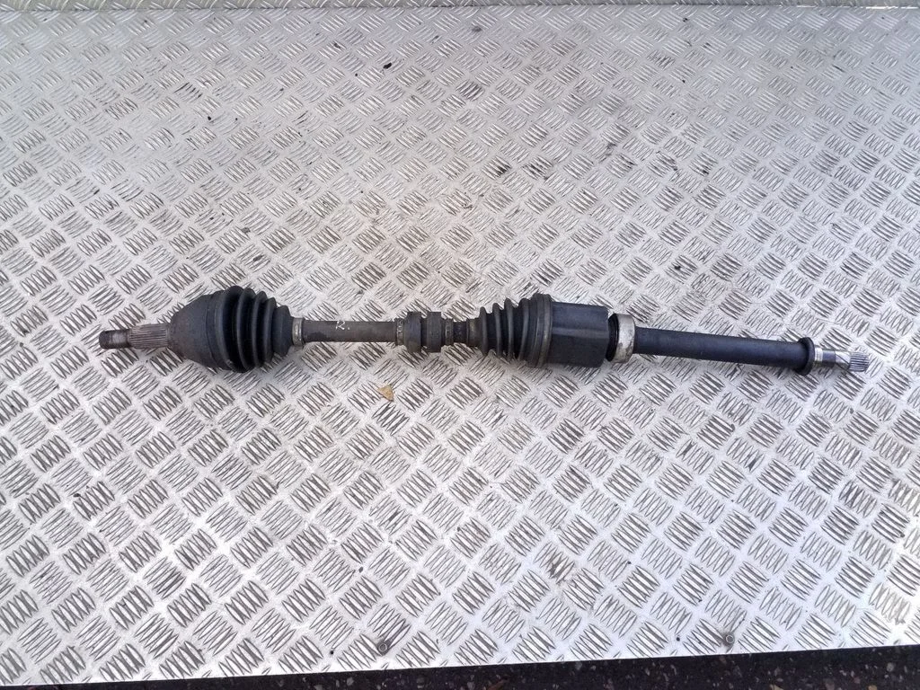 Front driveshaft – right