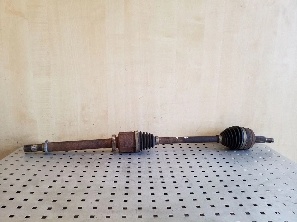 Front driveshaft – front right