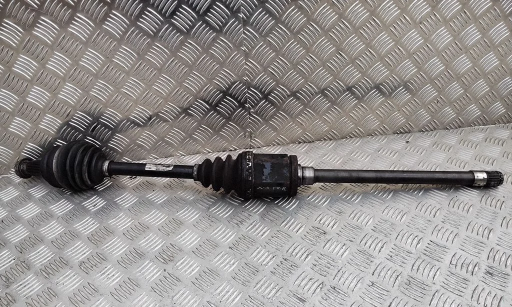 Front driveshaft – right