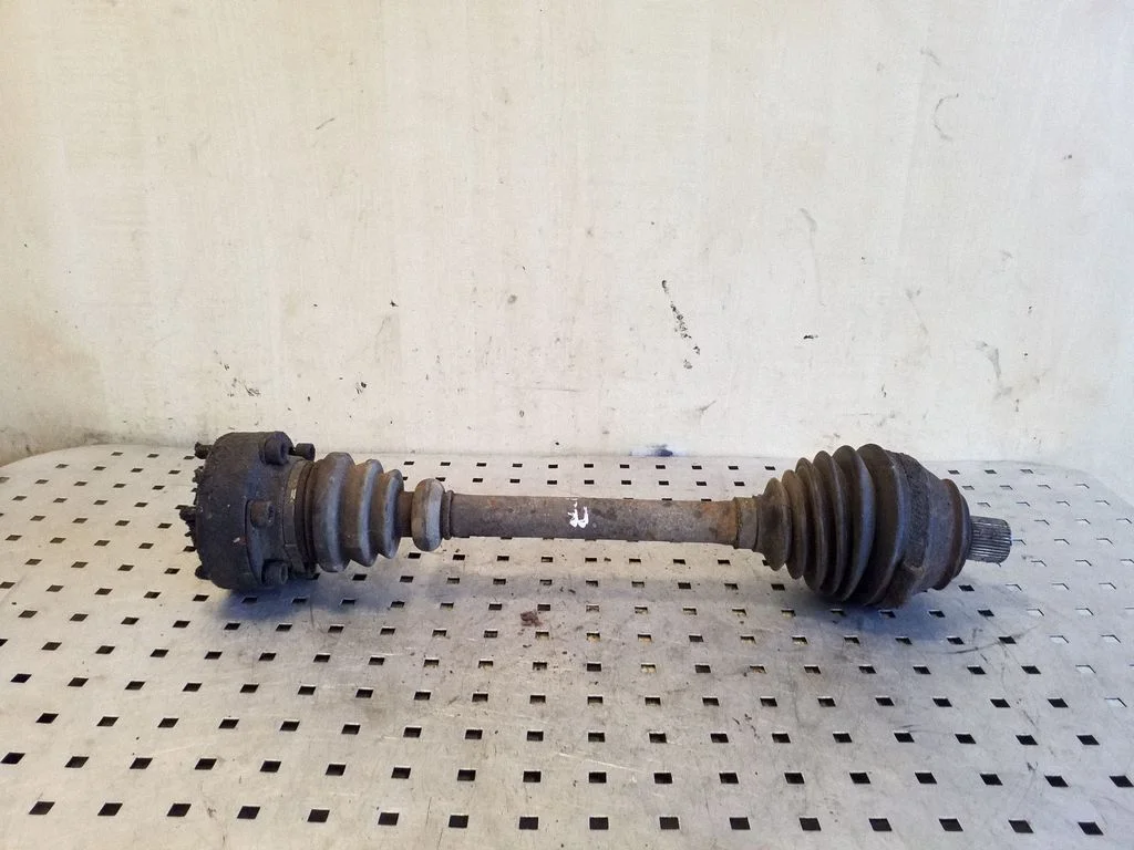 Front driveshaft – front left