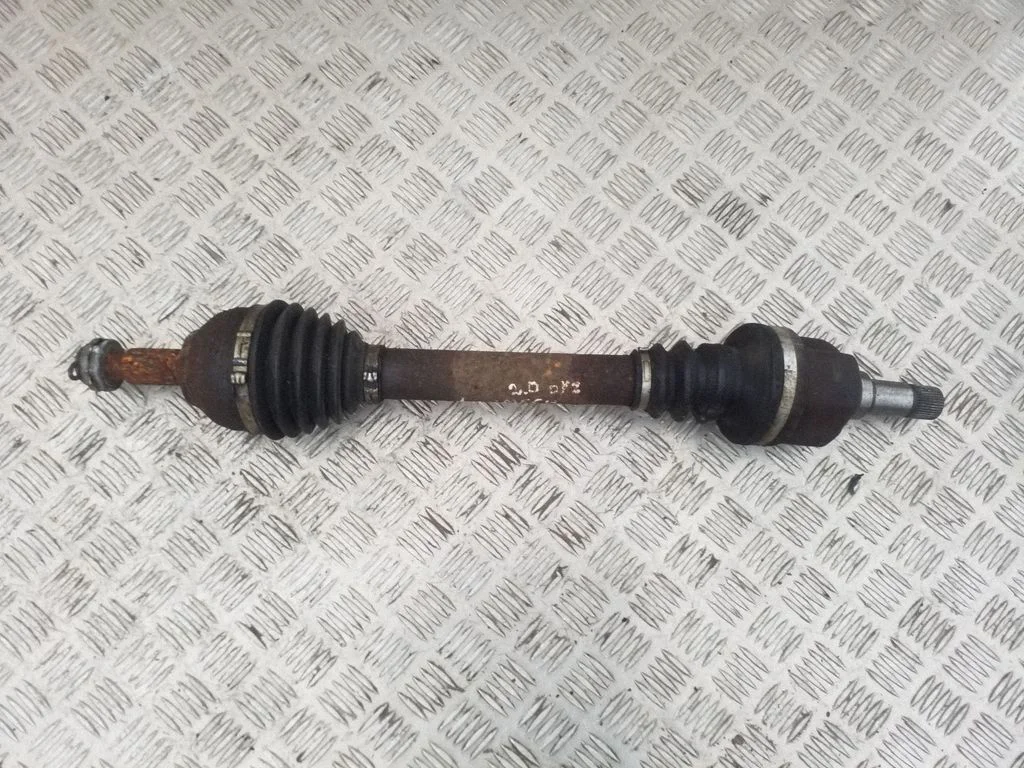 Front driveshaft – left