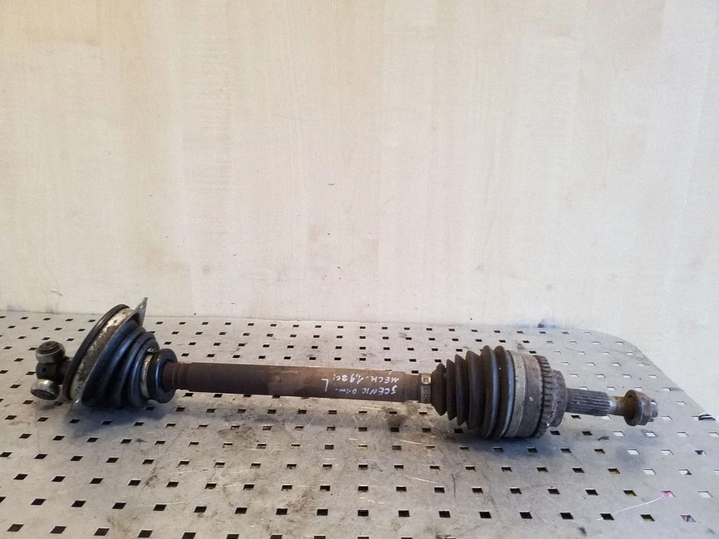 Front driveshaft – left
