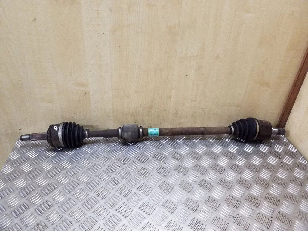 Front driveshaft 495011W200