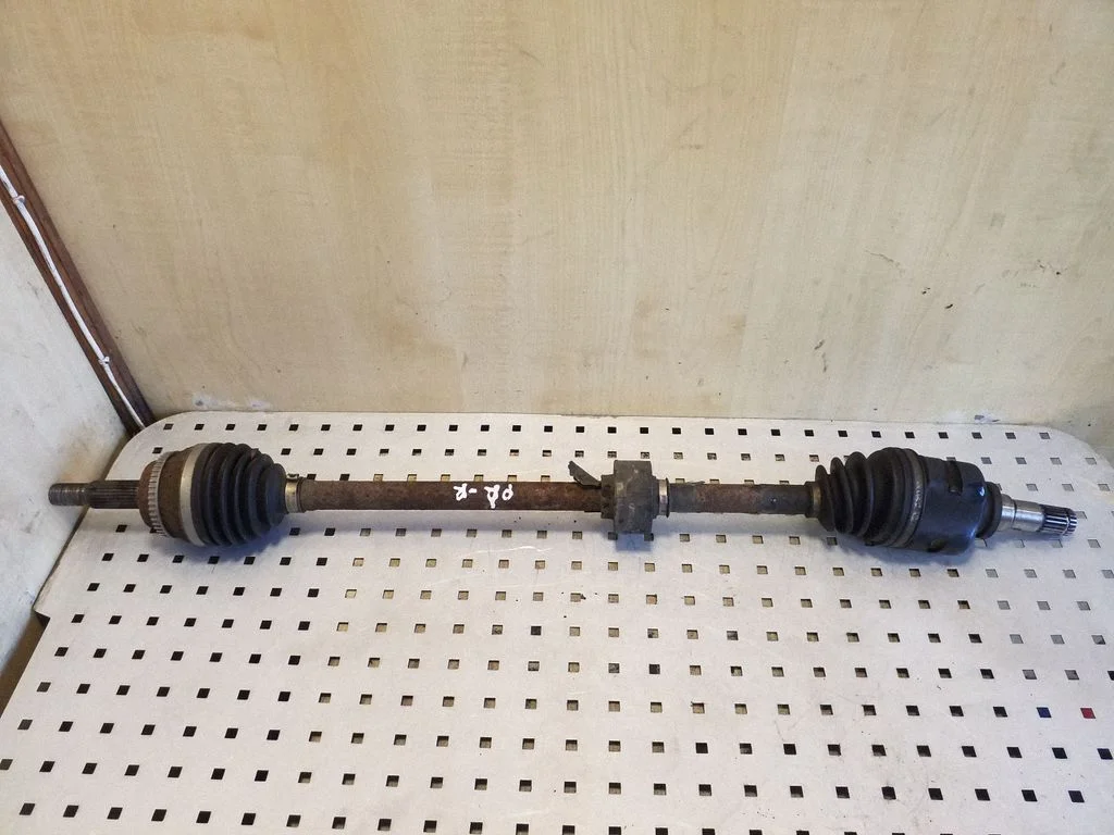 Front driveshaft – right