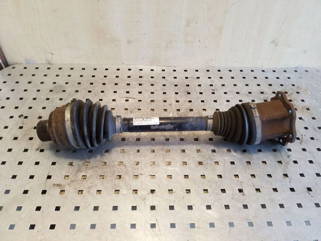 Front driveshaft 4G0407271F – Audi A8 S8 D4 4H (2010-2016)