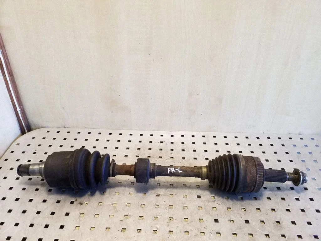 Front driveshaft – left