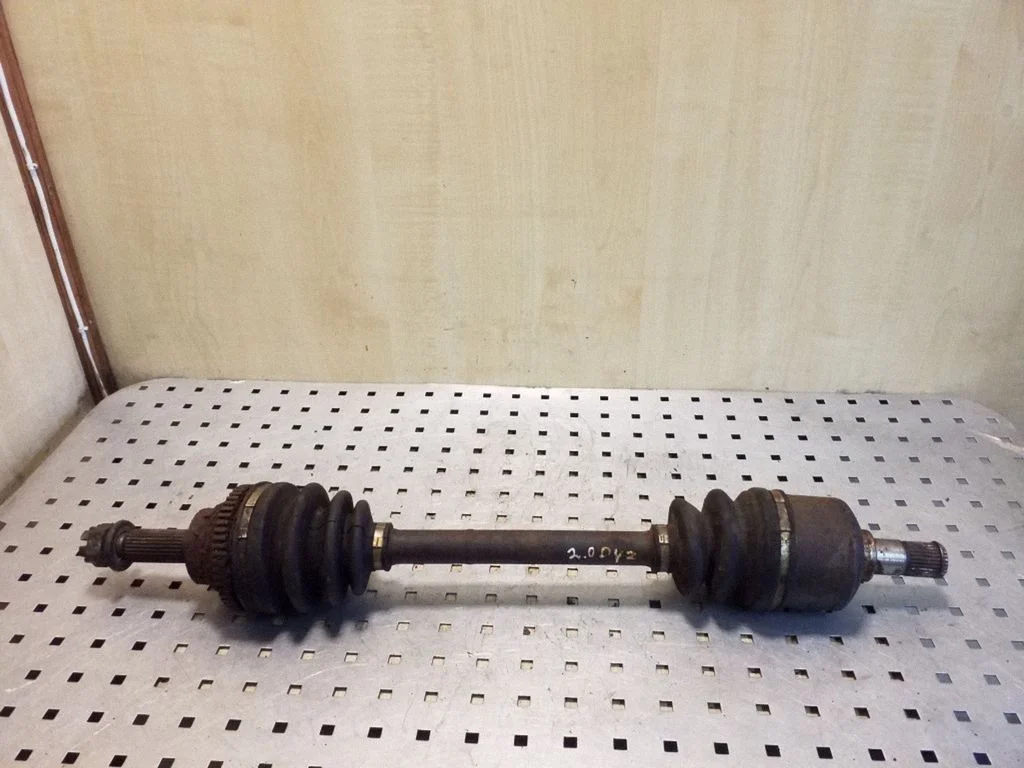 Front driveshaft – left