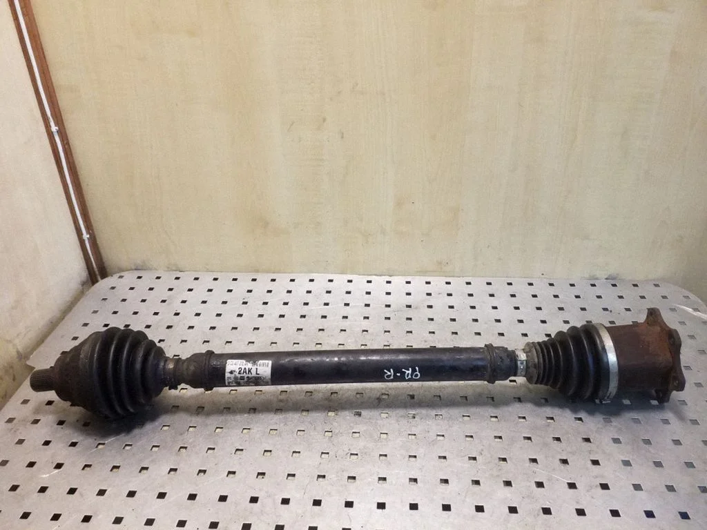 Front driveshaft 3C0407272AK