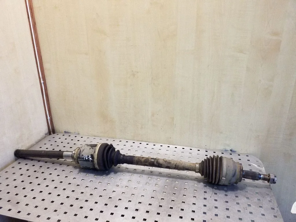 Front driveshaft – right