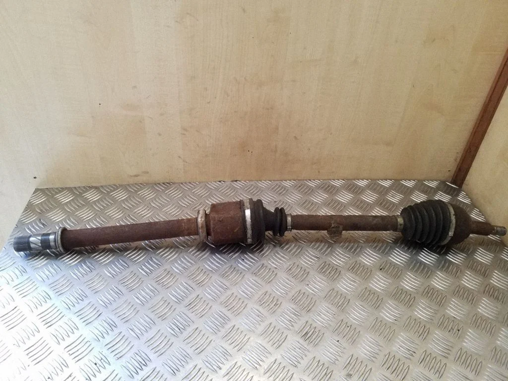 Front driveshaft – right