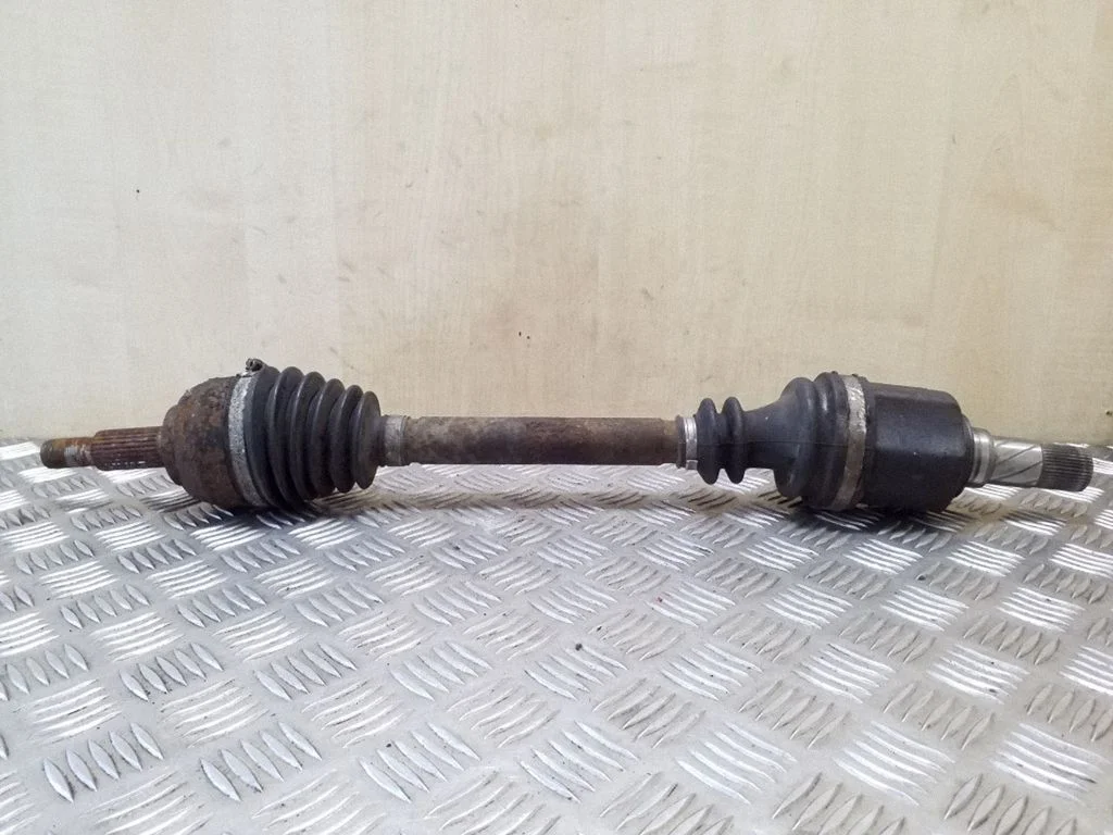 Front driveshaft – left