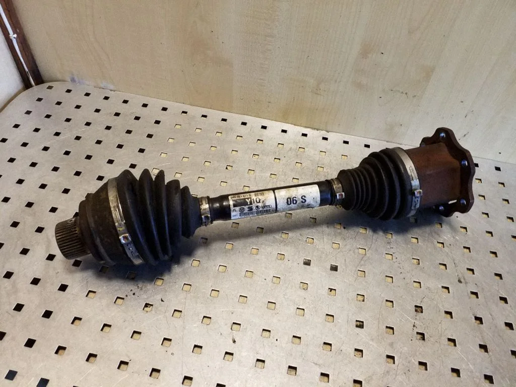 Front driveshaft 8K0407271Q