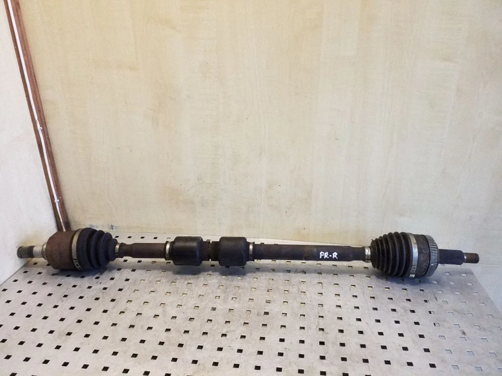 Front driveshaft – right