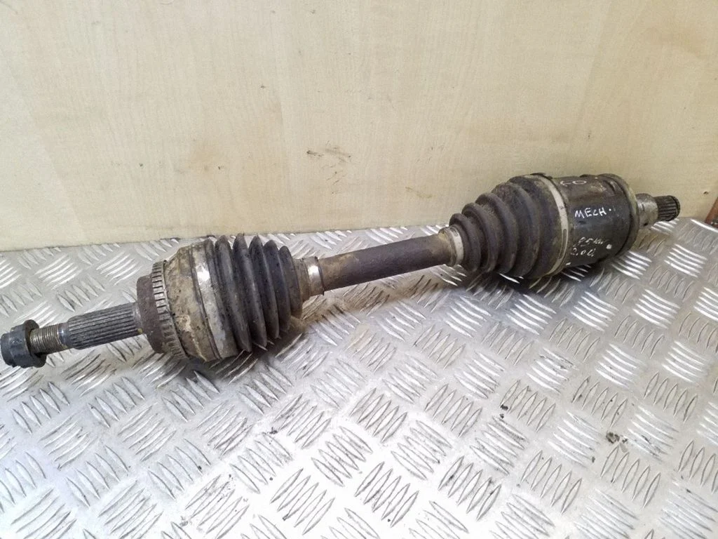 Front driveshaft – left