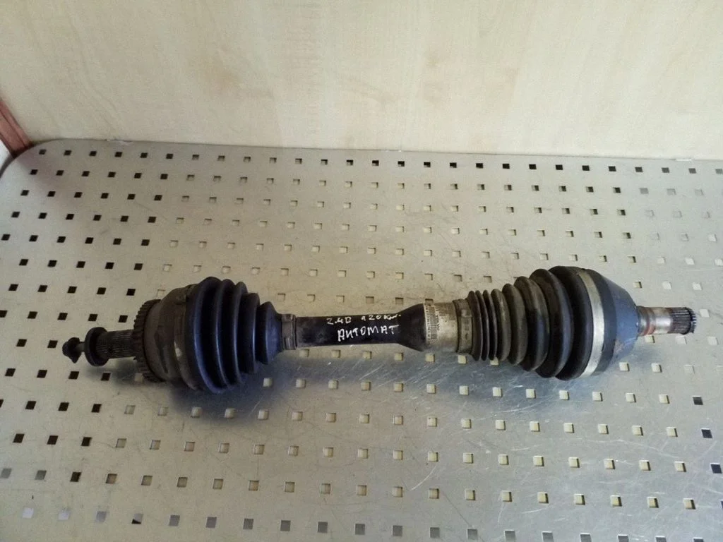 Front driveshaft P30651435