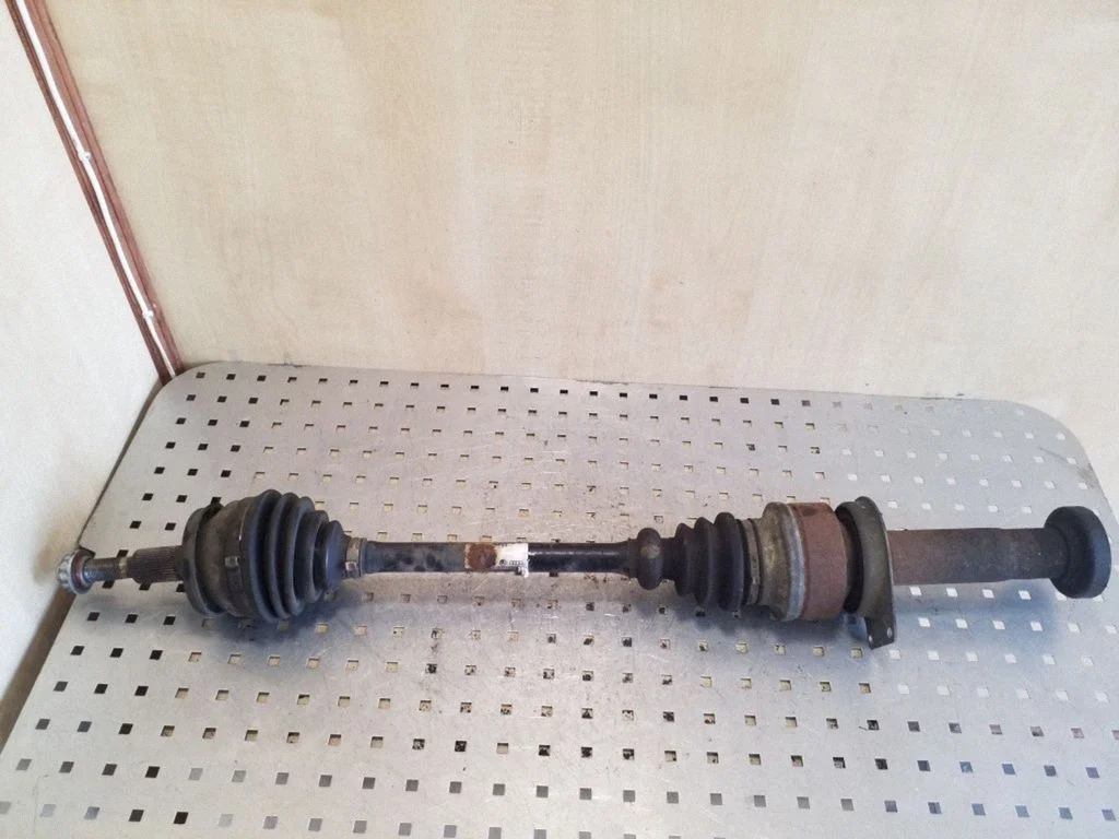 Front driveshaft 7H0407272
